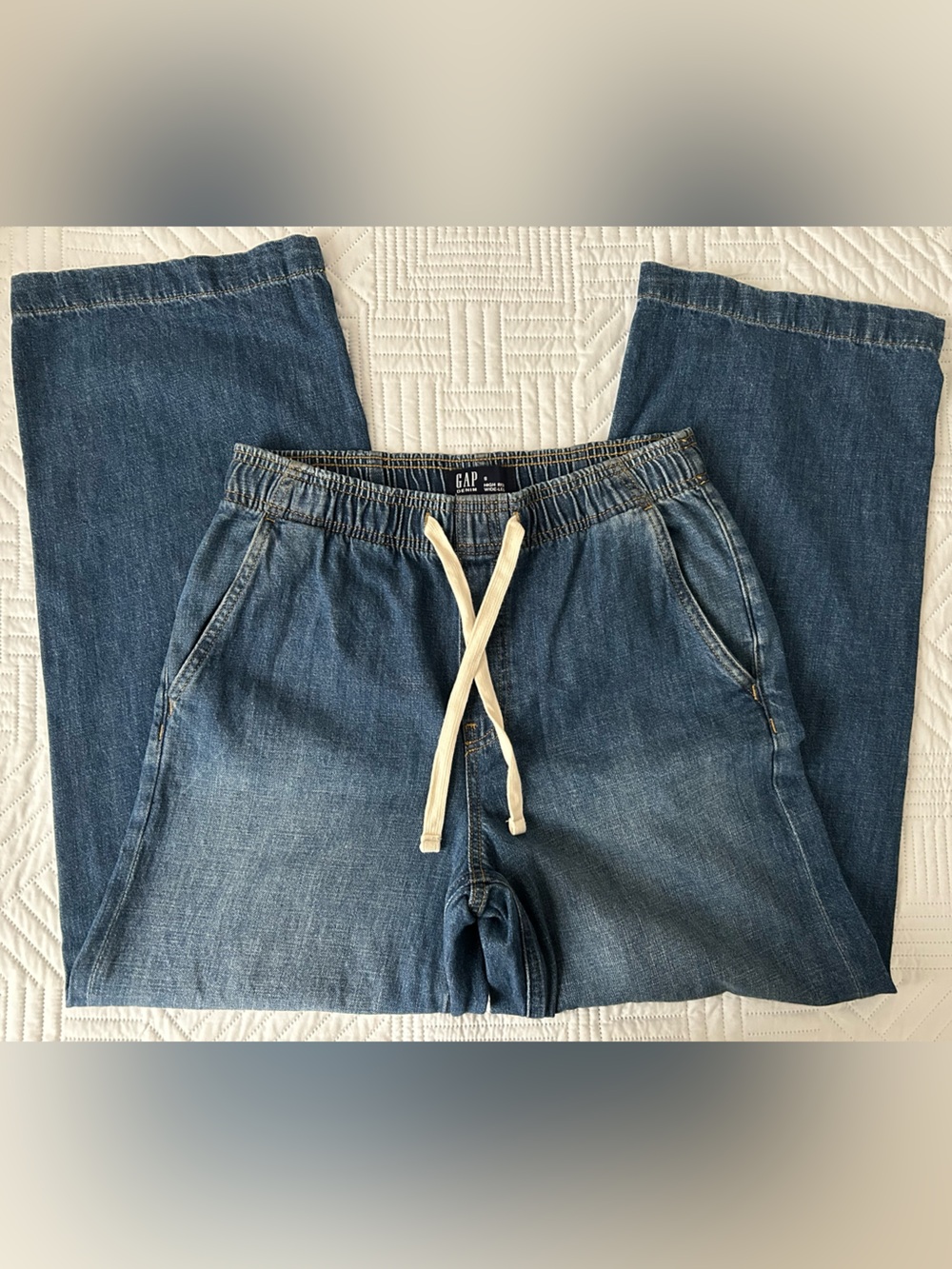 NWOT GAP Women's Blue Drawstring Wide-Leg Jeans Size Small - Picture 2 of 7